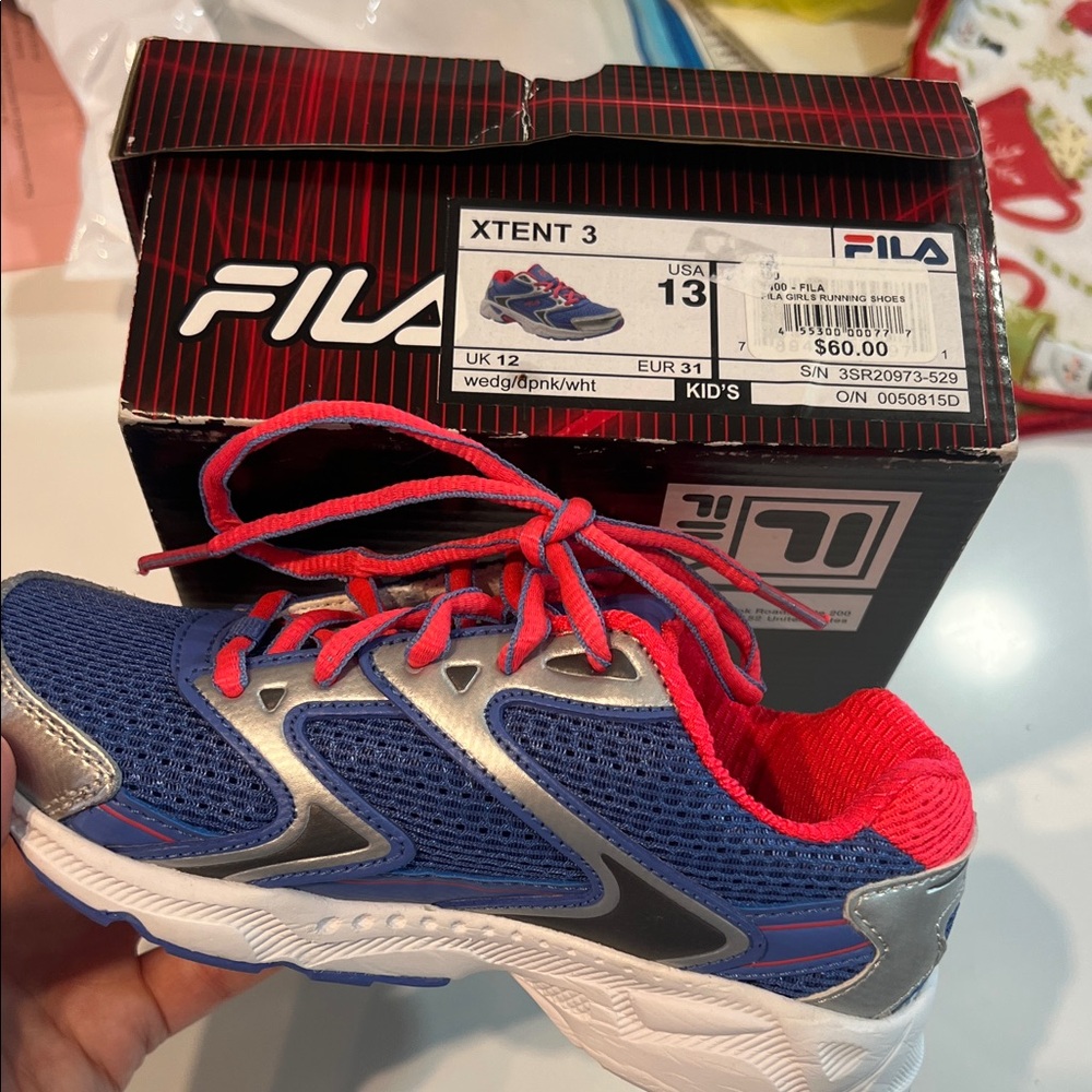 Fila XTENT 3 Kids' Blue and Pink Sneakers